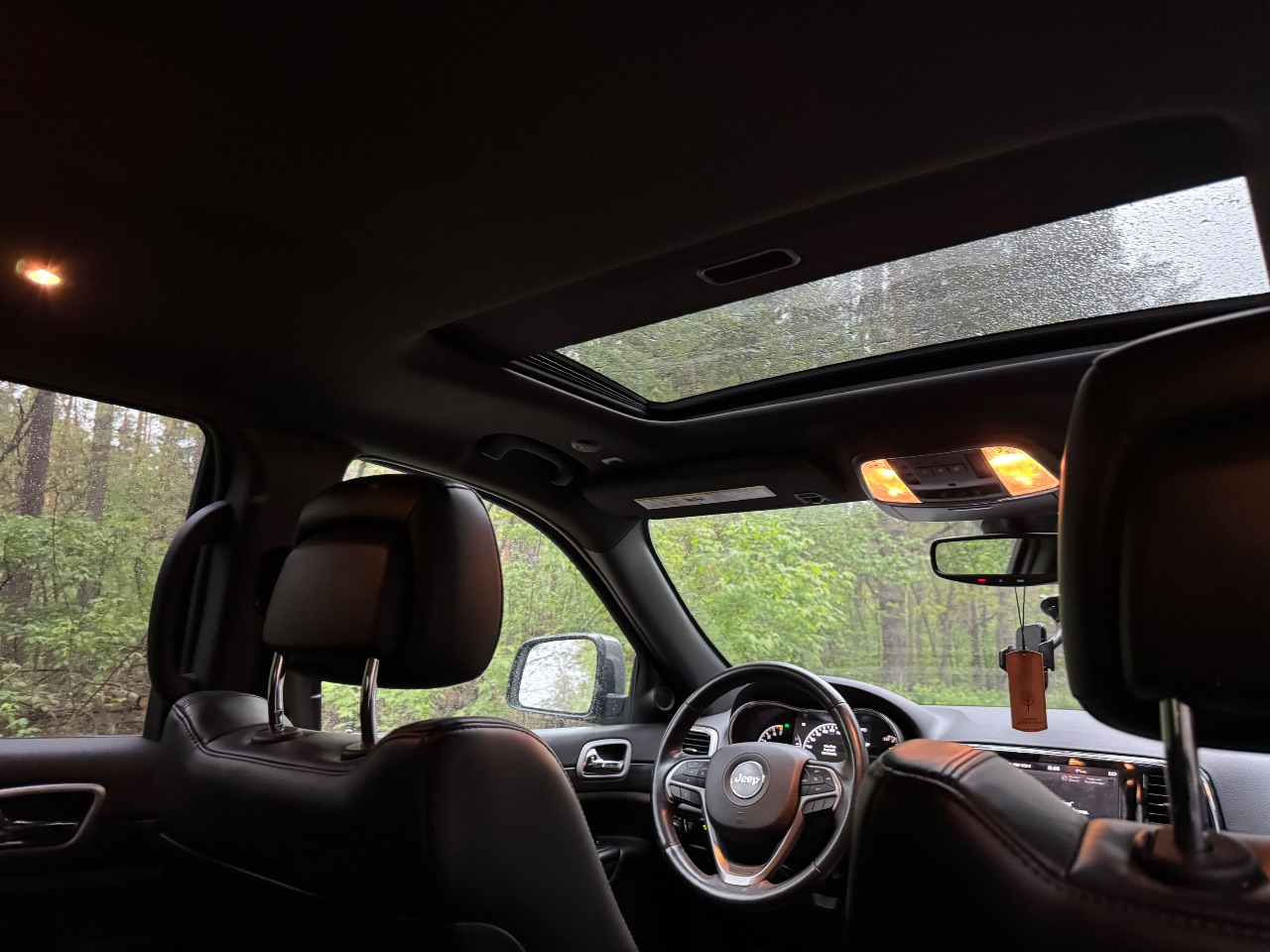 Jeep Grand Cherokee - фото 10