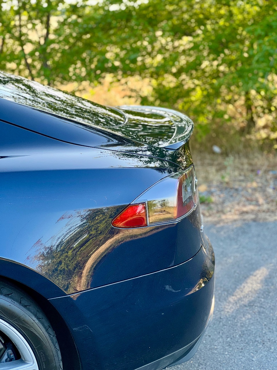 Tesla Model S - фото 3