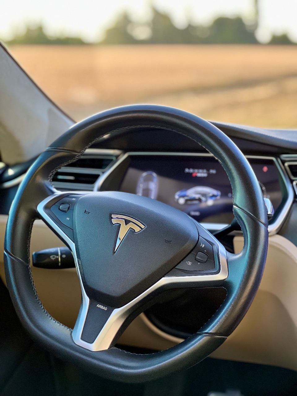 Tesla Model S - фото 19