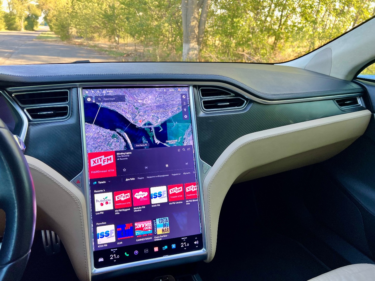 Tesla Model S - фото 12