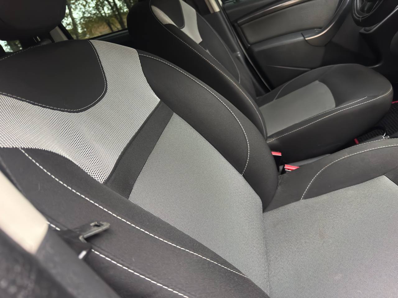 Renault Duster - фото 12