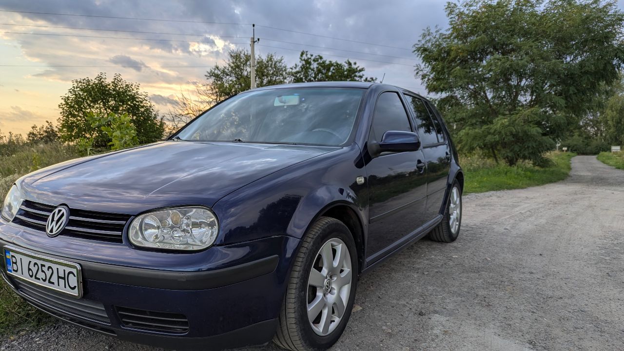 Volkswagen Golf - фото 4