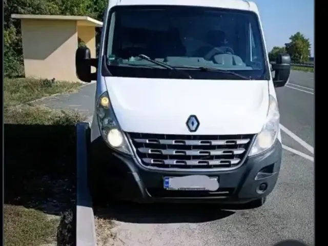 Renault Master - фото 1