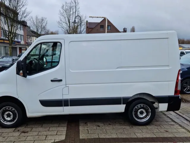 Renault Master - фото 2