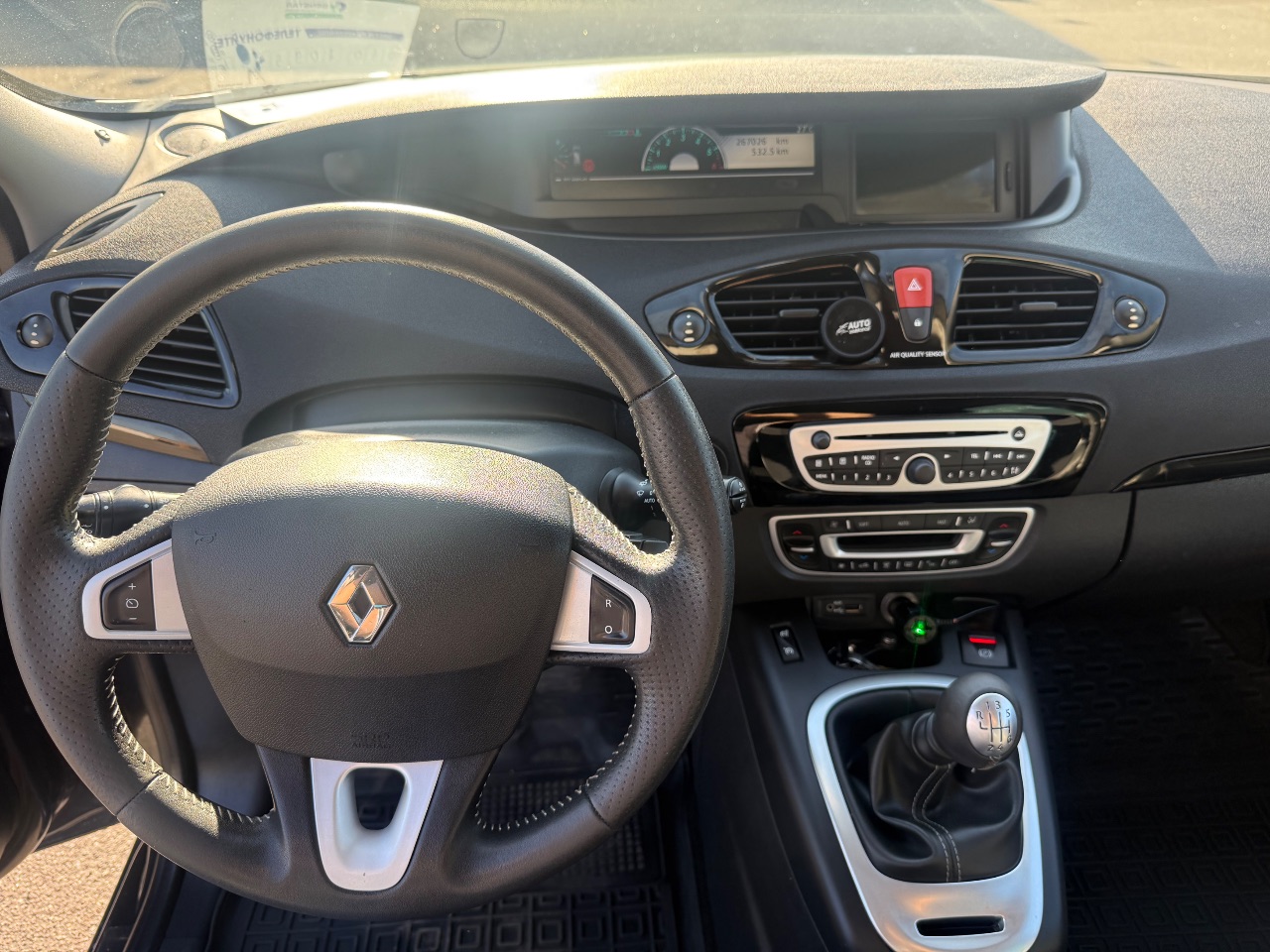 Renault Megane - фото 5