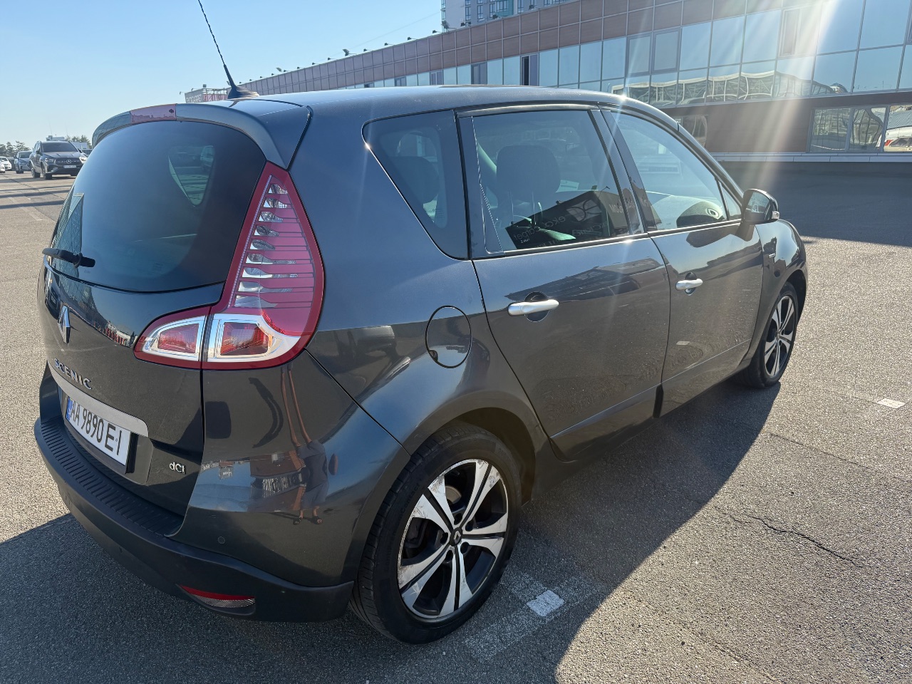 Renault Megane - фото 18