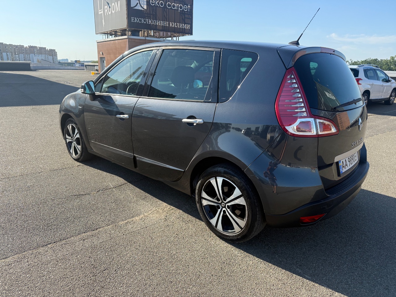 Renault Megane - фото 20