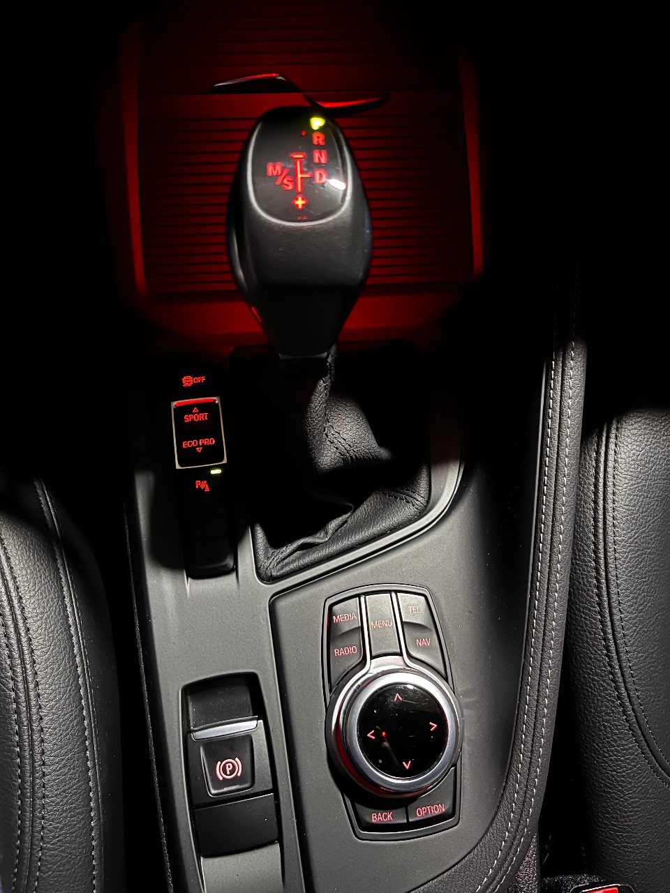 BMW X1 - фото 12