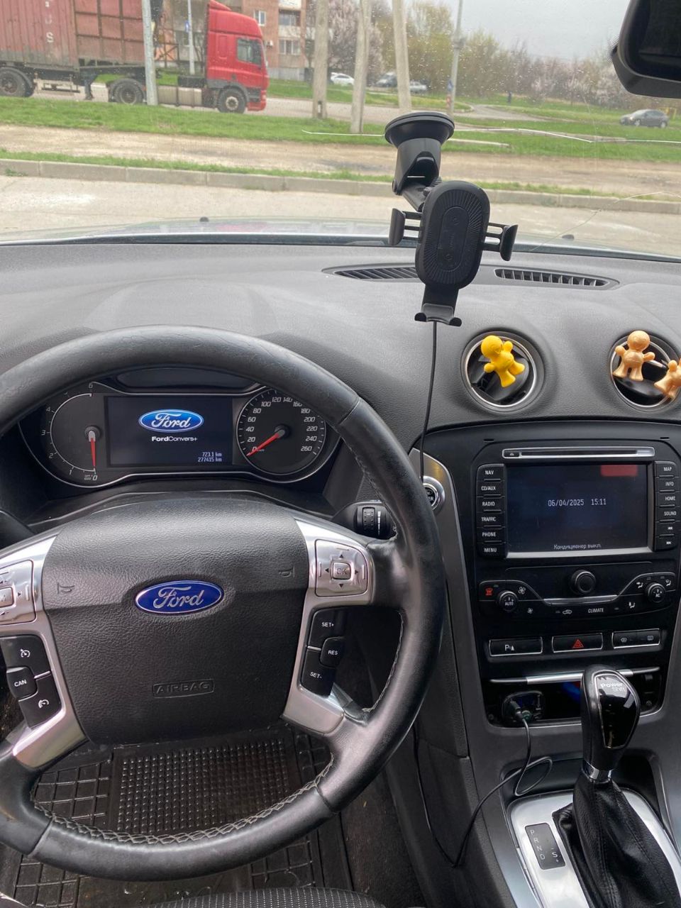 Ford Mondeo - фото 9