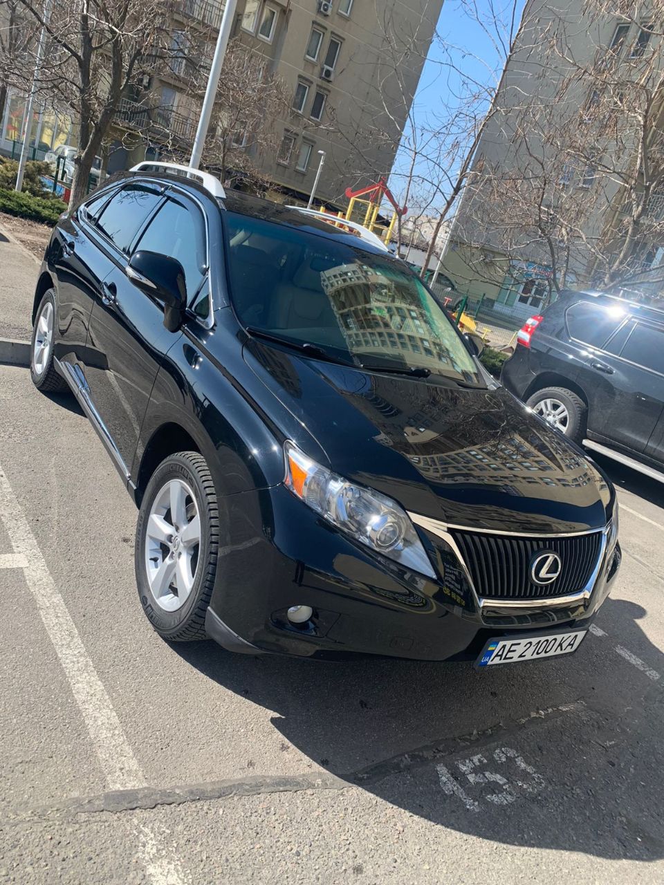 Lexus RX - фото 1