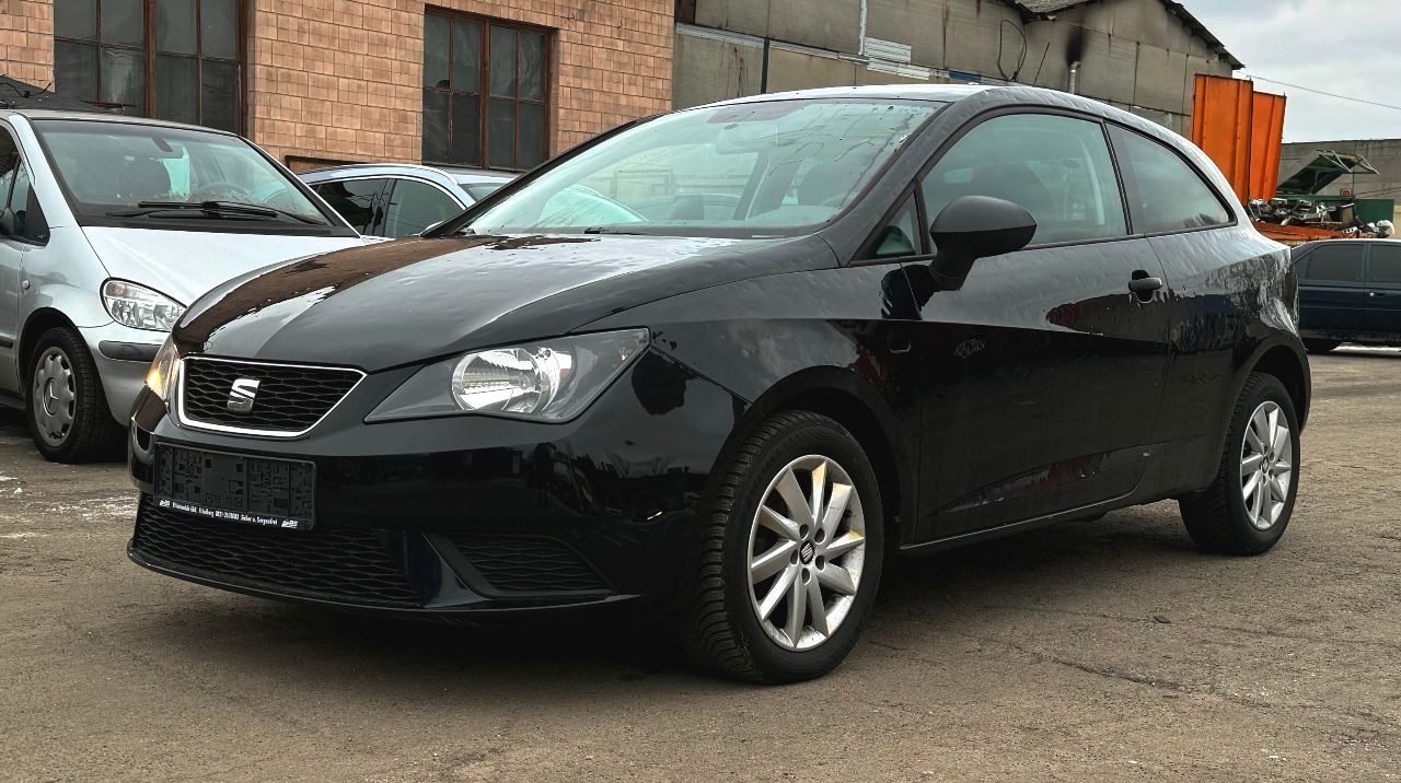 SEAT Ibiza - фото 2