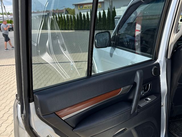 Mitsubishi Pajero - фото 5