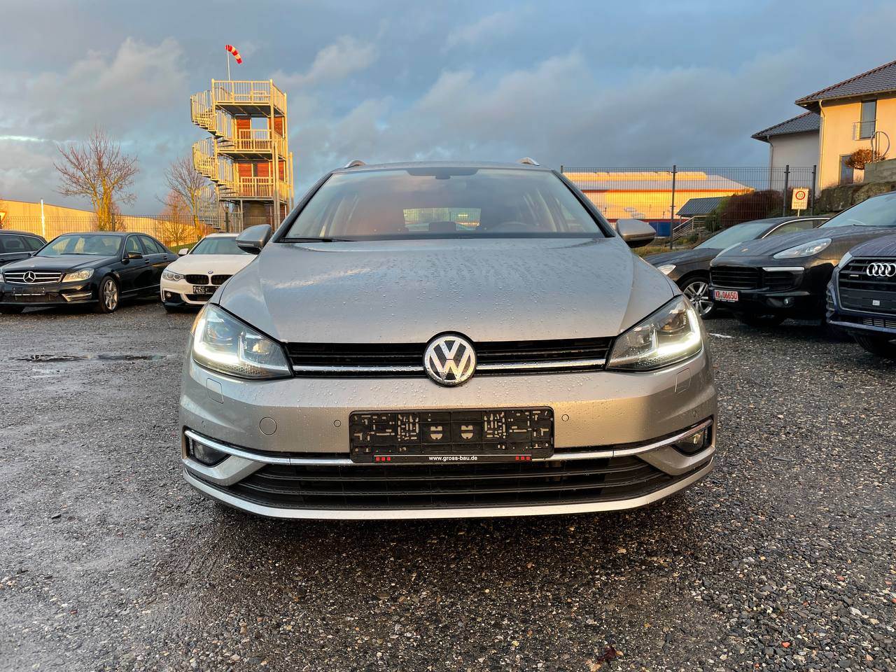 Volkswagen Golf Sportsvan - фото 1