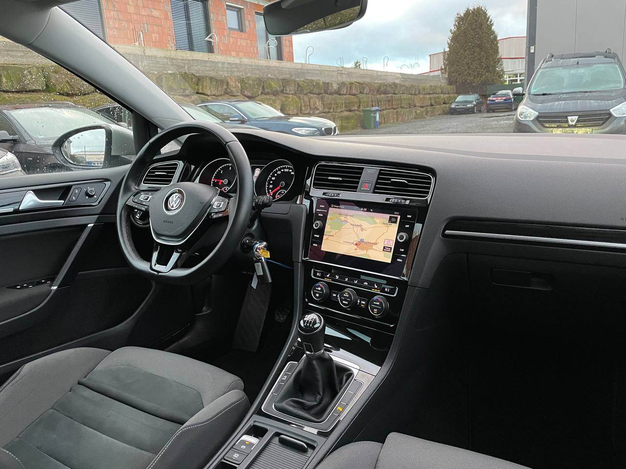 Volkswagen Golf Sportsvan - фото 13