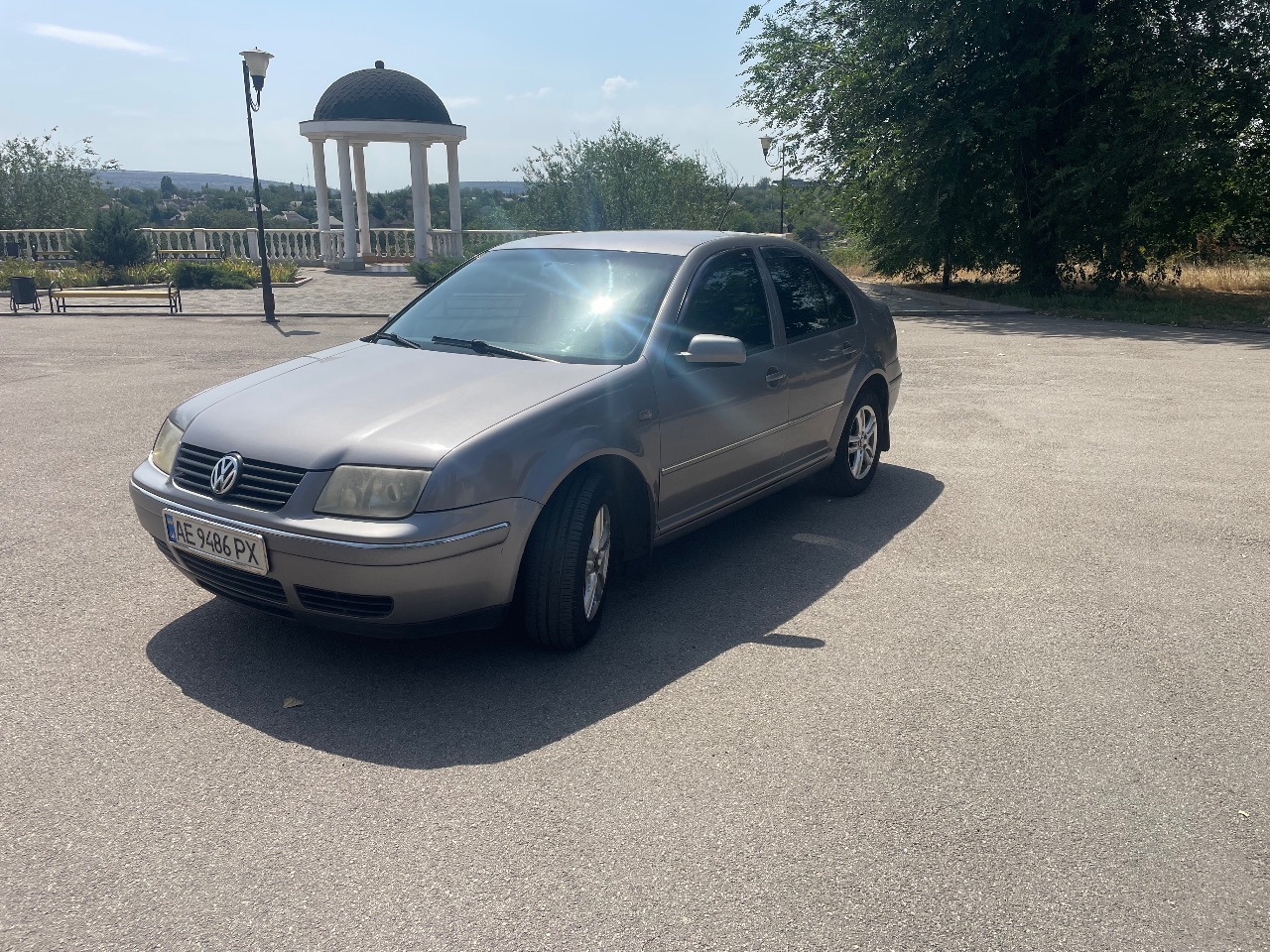 Volkswagen Bora - фото 1