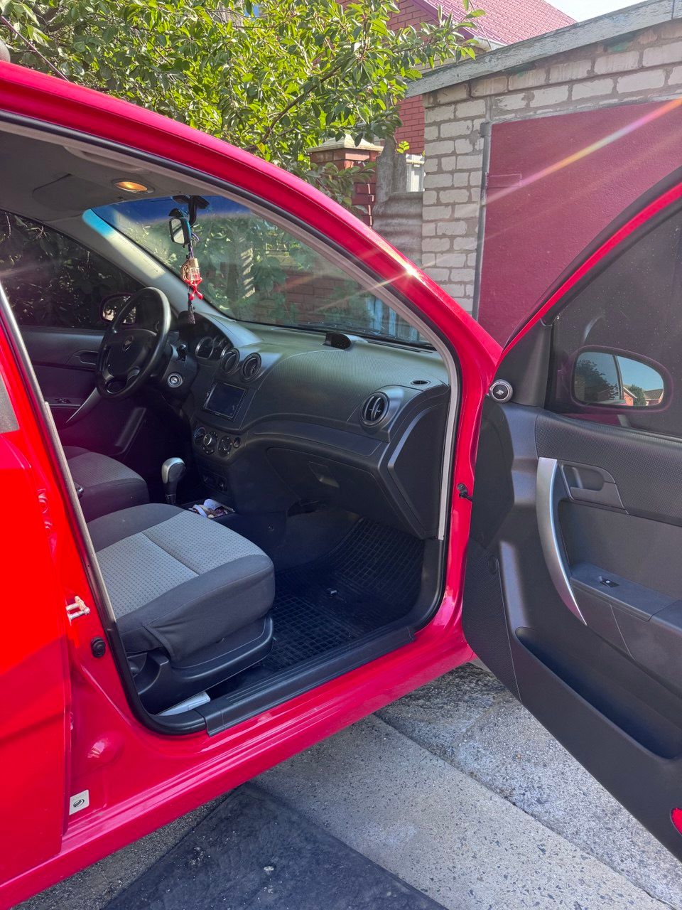 Chevrolet Aveo - фото 12