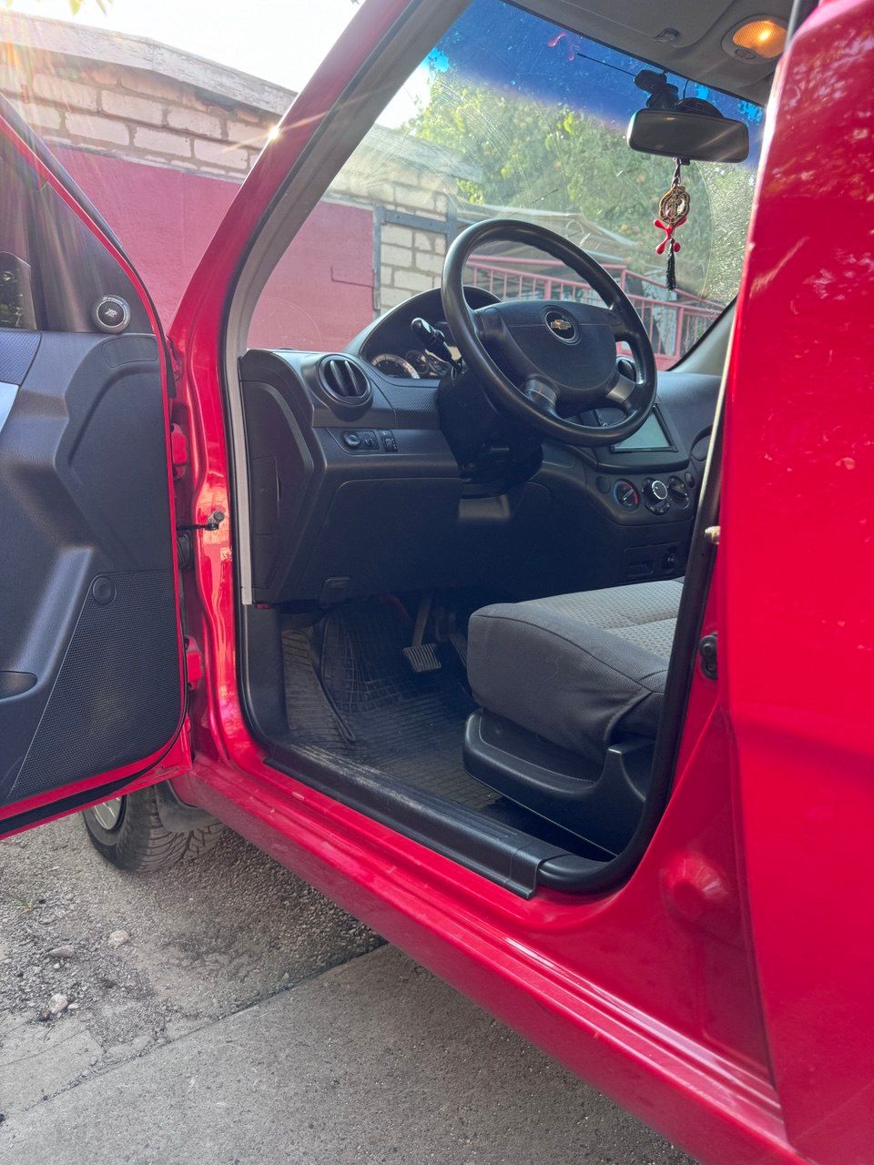 Chevrolet Aveo - фото 9