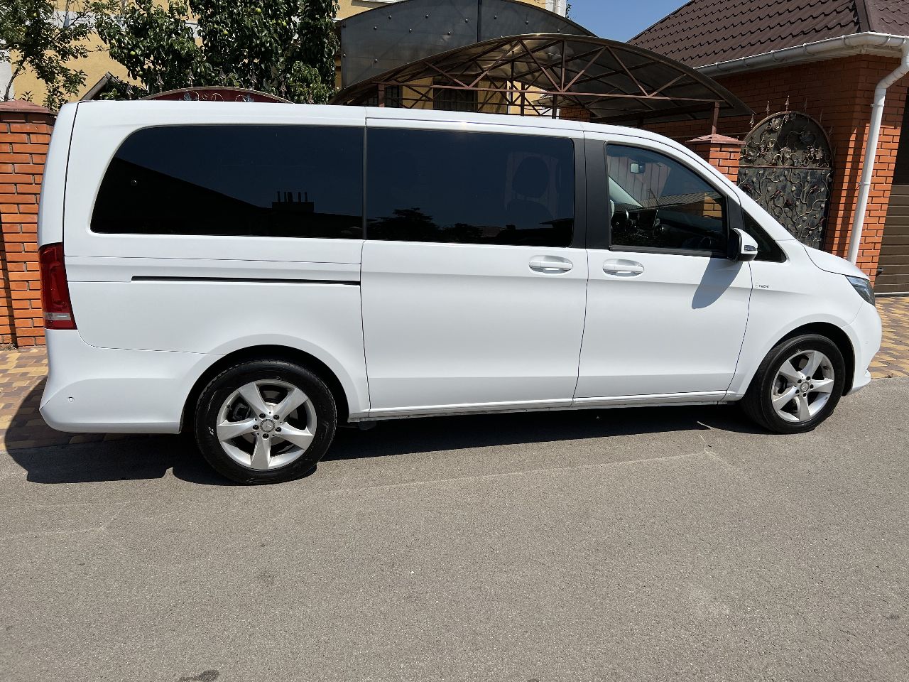 Mercedes-Benz V-Класс - фото 2