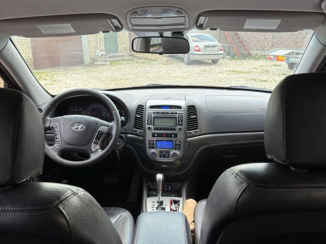 Hyundai Santa Fe - фото 4