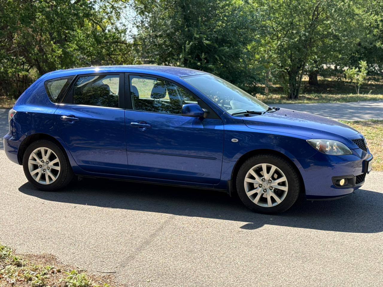 Mazda 3 - фото 8