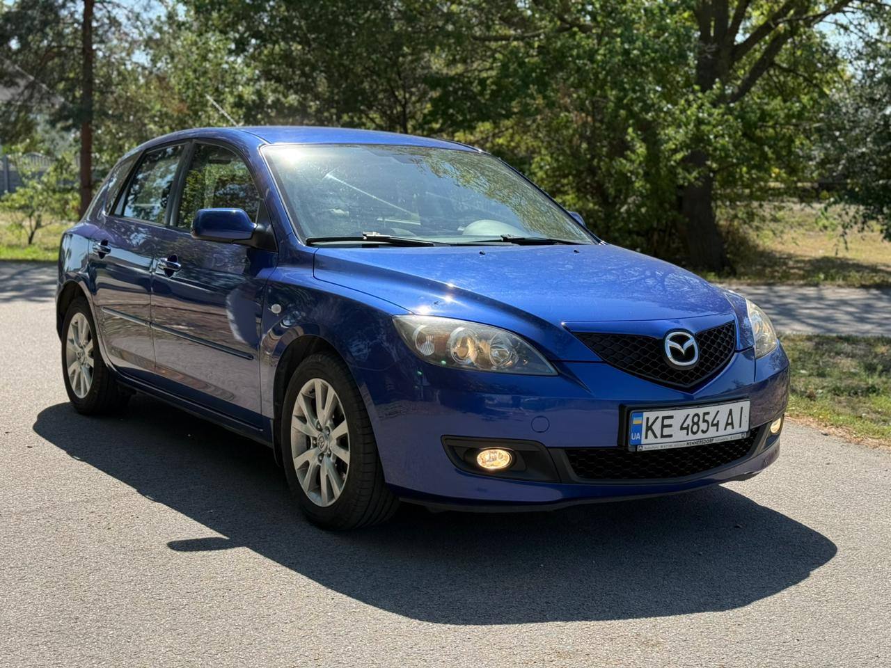 Mazda 3 - фото 1
