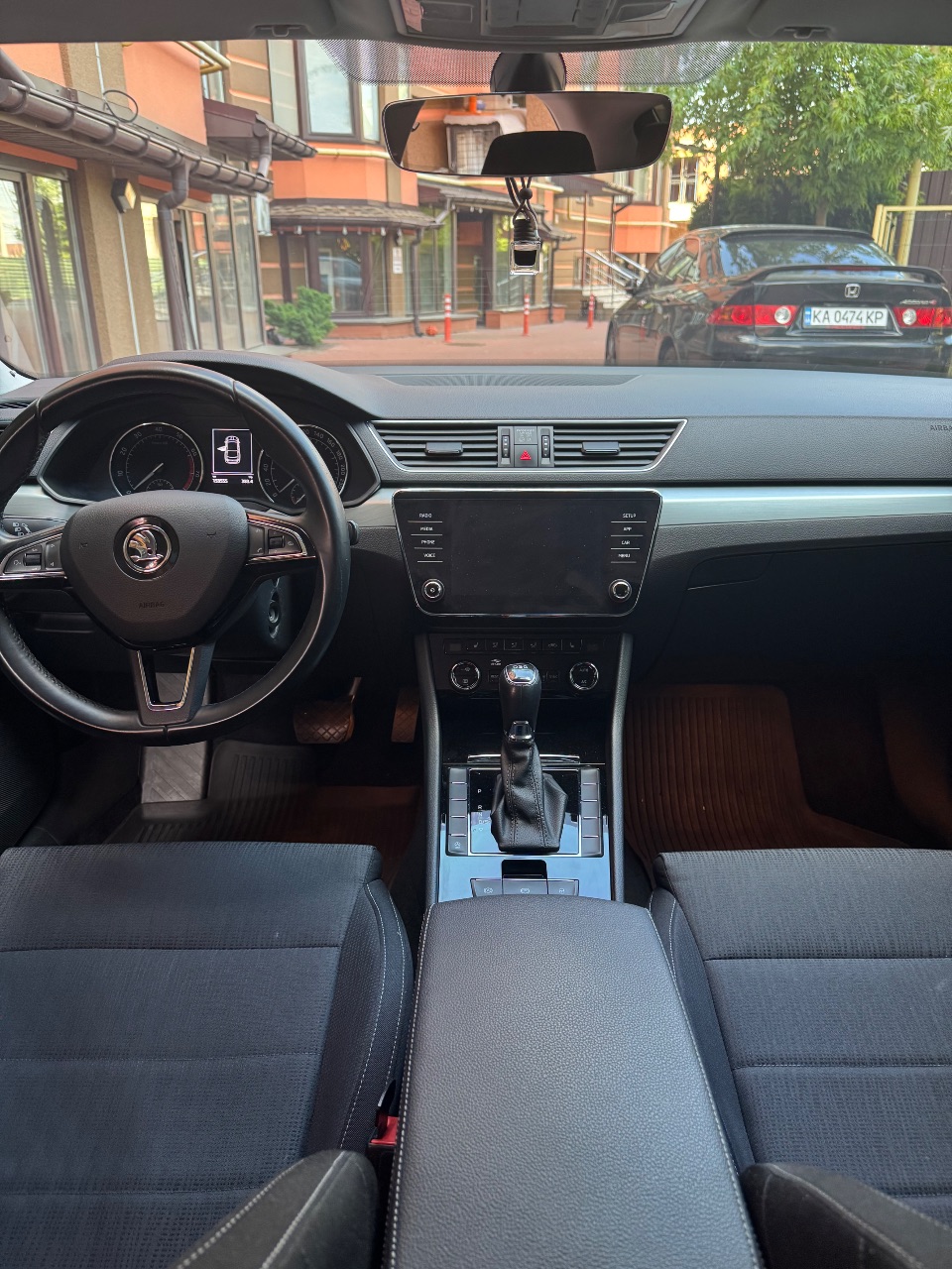 Skoda Superb - фото 20