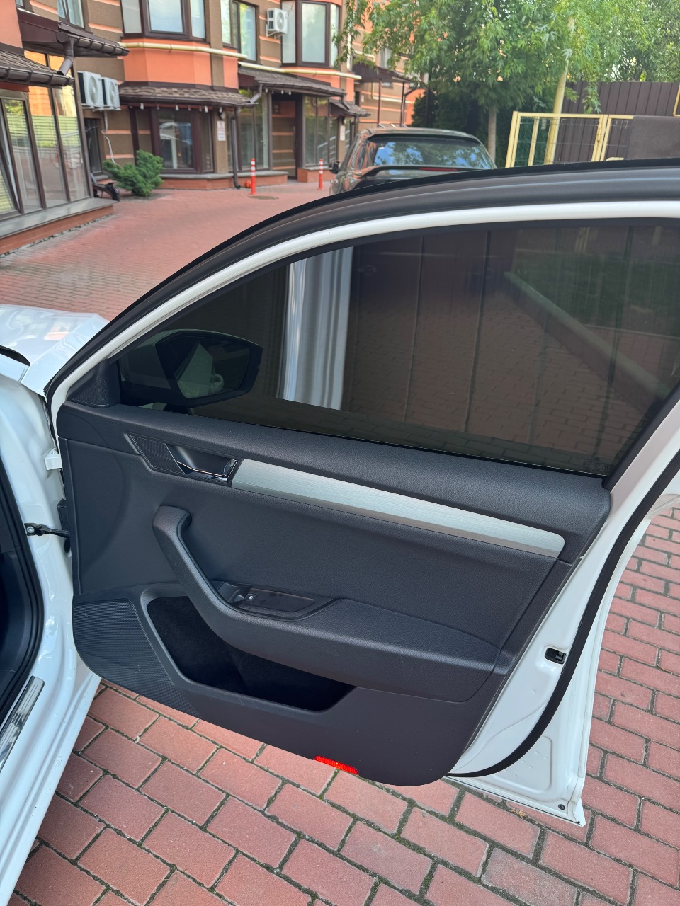 Skoda Superb - фото 23