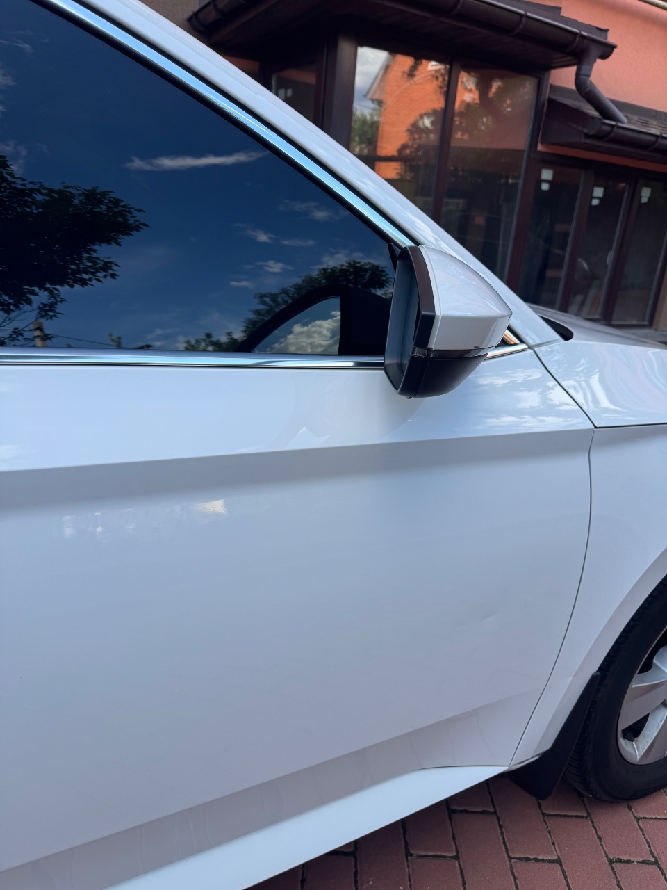 Skoda Superb - фото 5