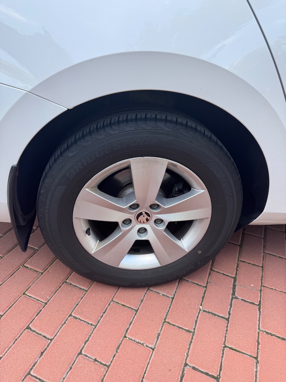 Skoda Superb - фото 8