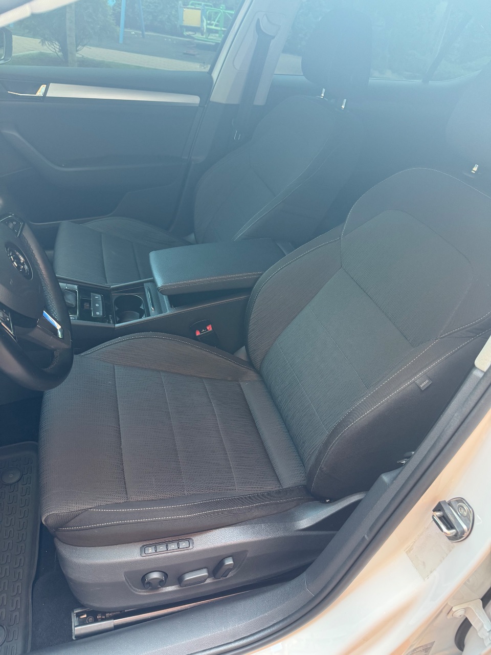 Skoda Superb - фото 28