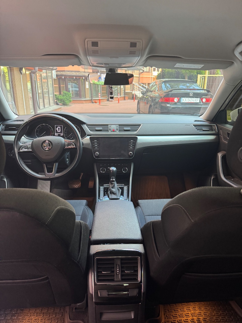 Skoda Superb - фото 19