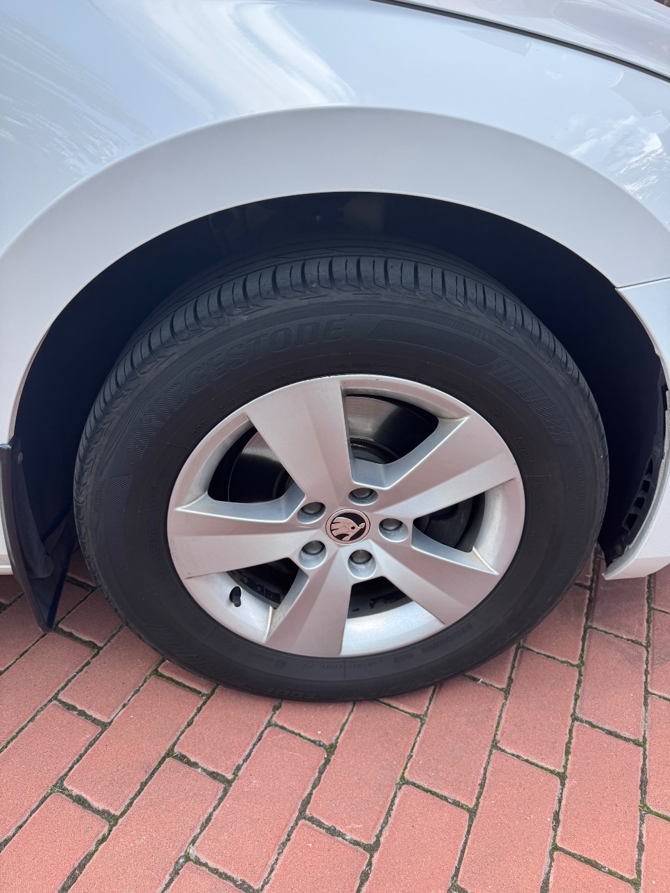 Skoda Superb - фото 9