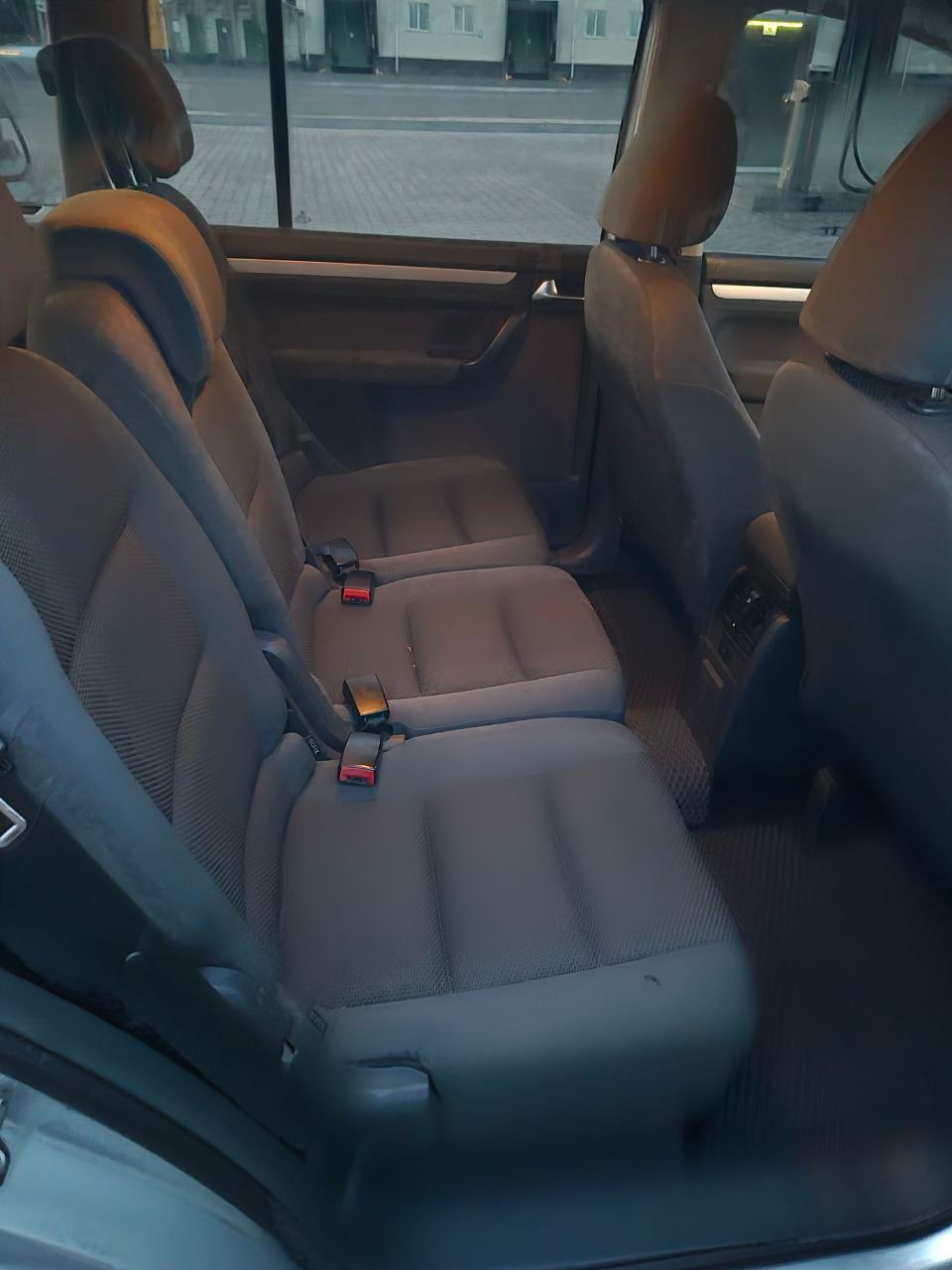 Volkswagen Touran - фото 8