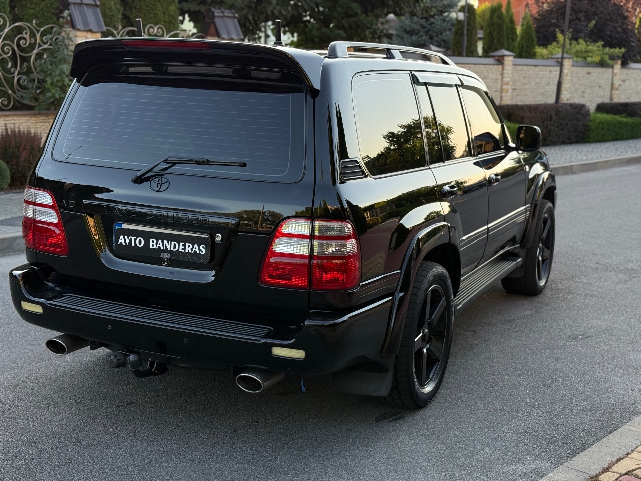 Toyota Land Cruiser - фото 4