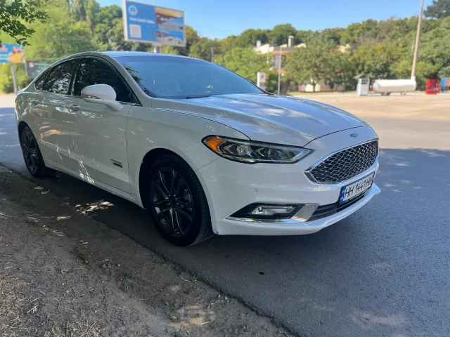 Ford Fusion (North America) - фото 1
