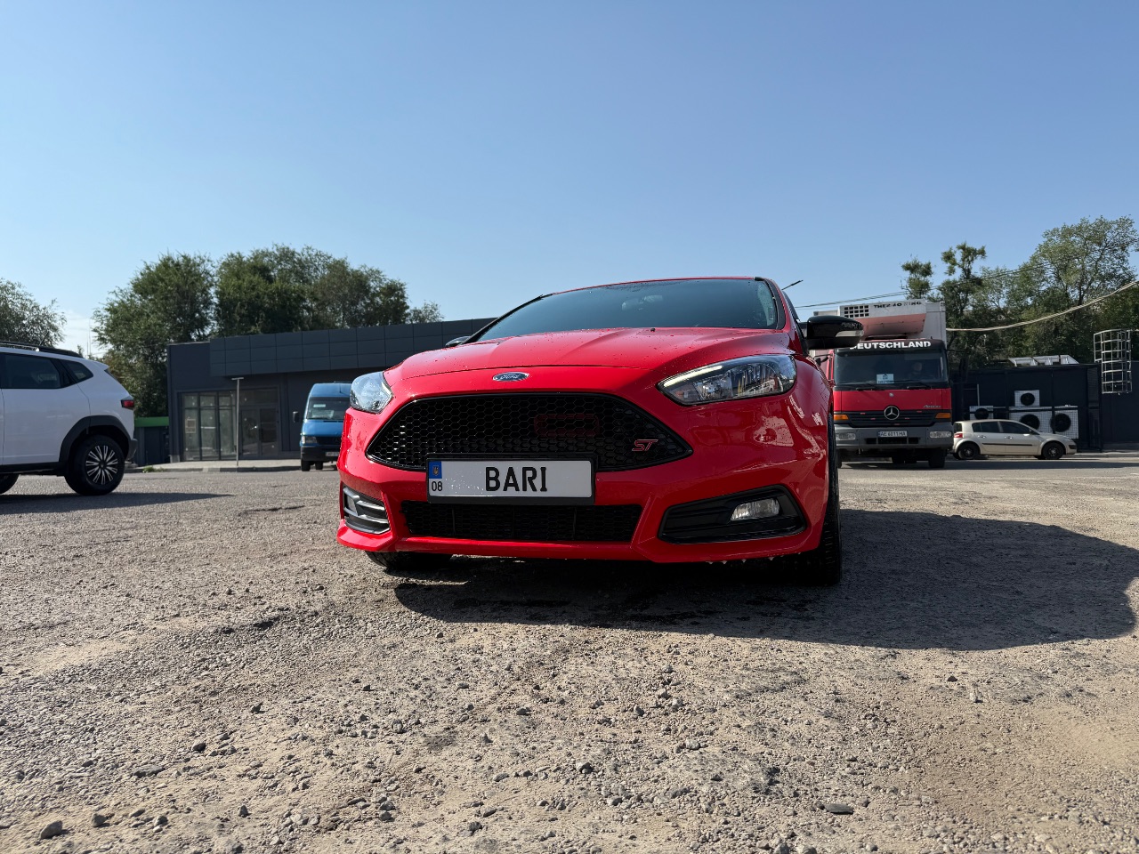 Ford Focus ST - фото 1