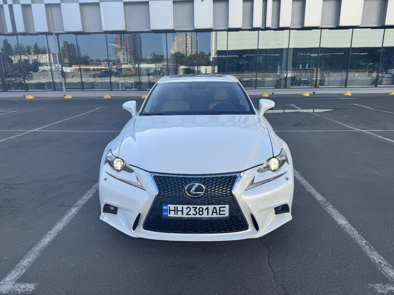 Lexus IS - фото 8