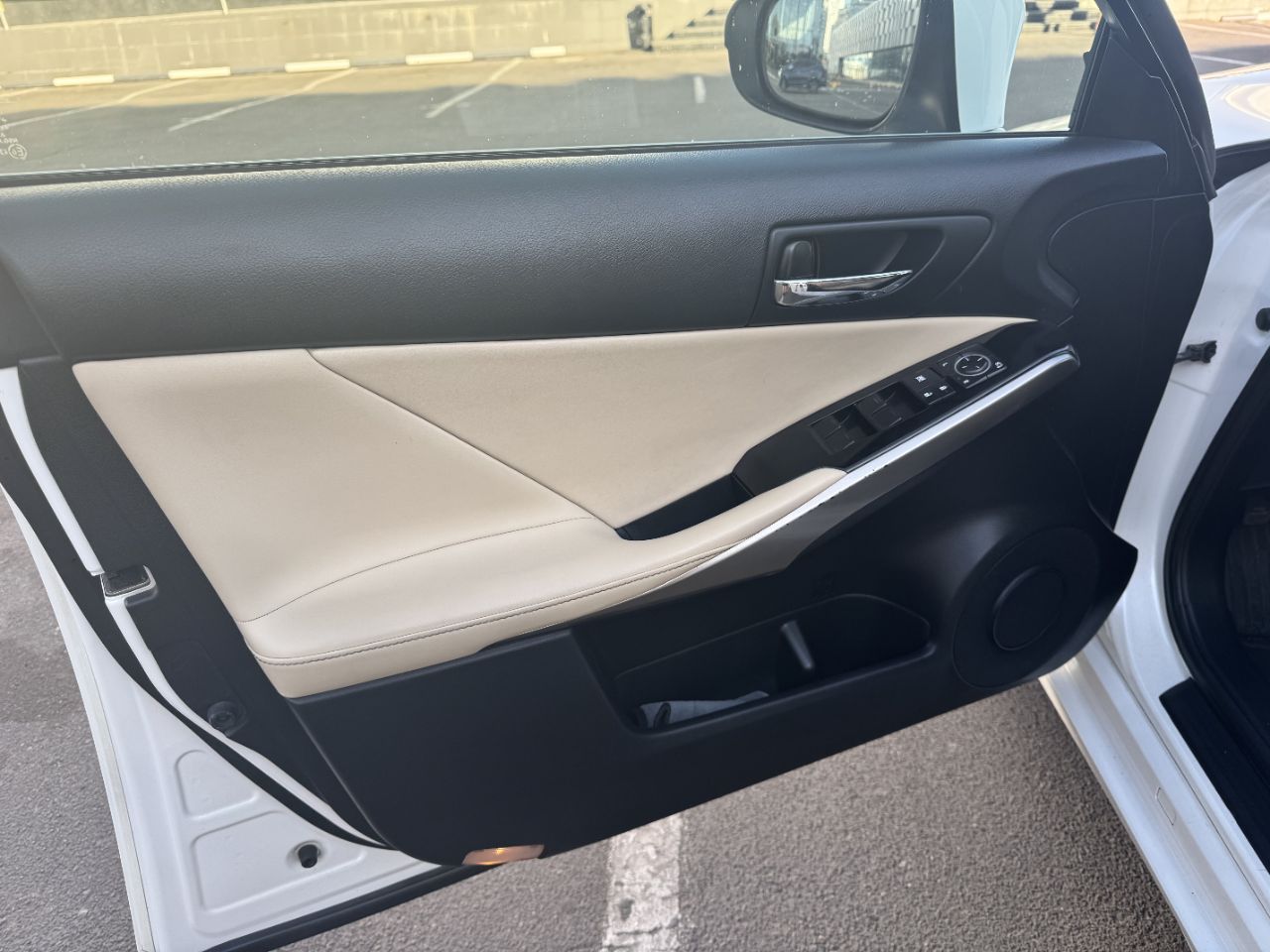 Lexus IS - фото 15