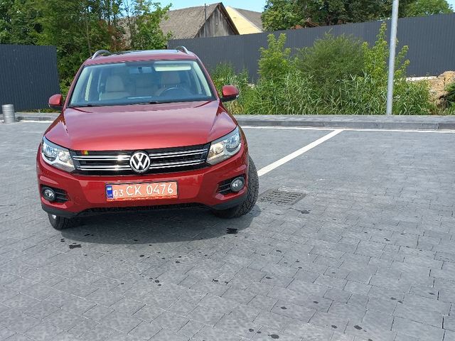 Volkswagen Tiguan - фото 2