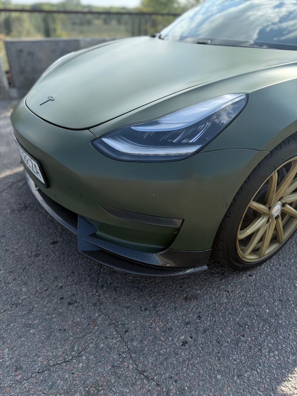 Tesla Model 3 - фото 6