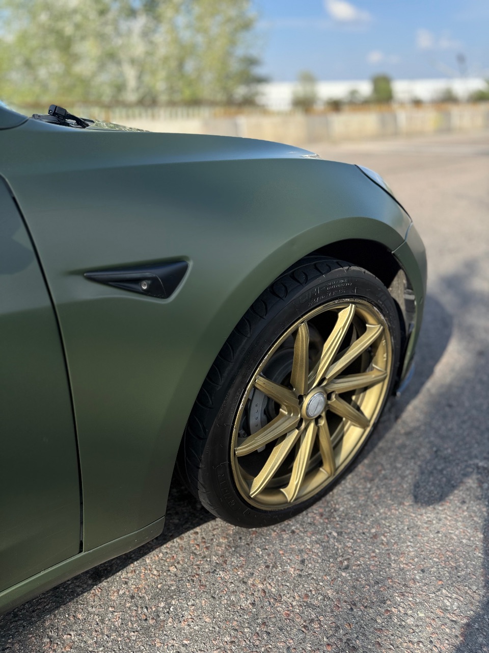 Tesla Model 3 - фото 43