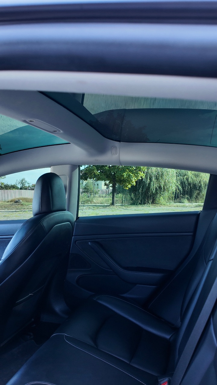 Tesla Model 3 - фото 36