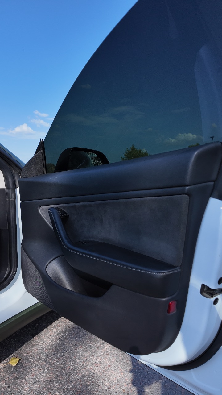 Tesla Model 3 - фото 37