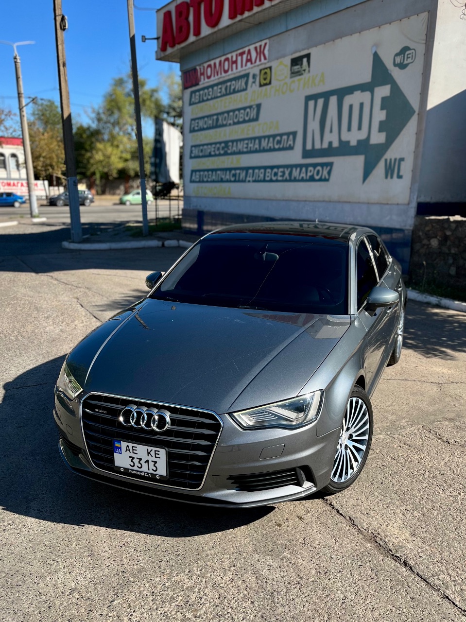 Audi A3 - фото 1