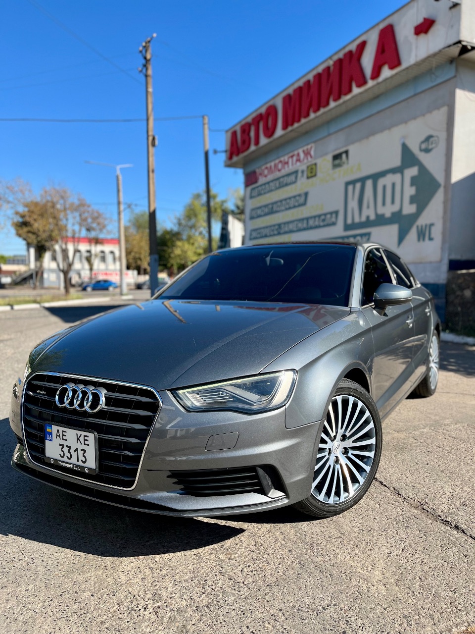 Audi A3 - фото 3