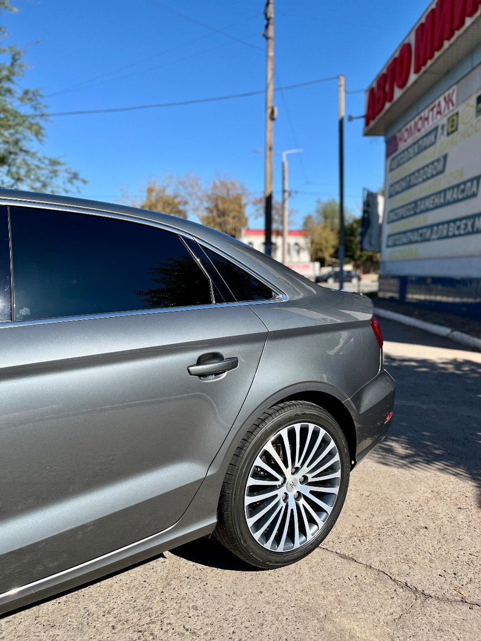 Audi A3 - фото 4