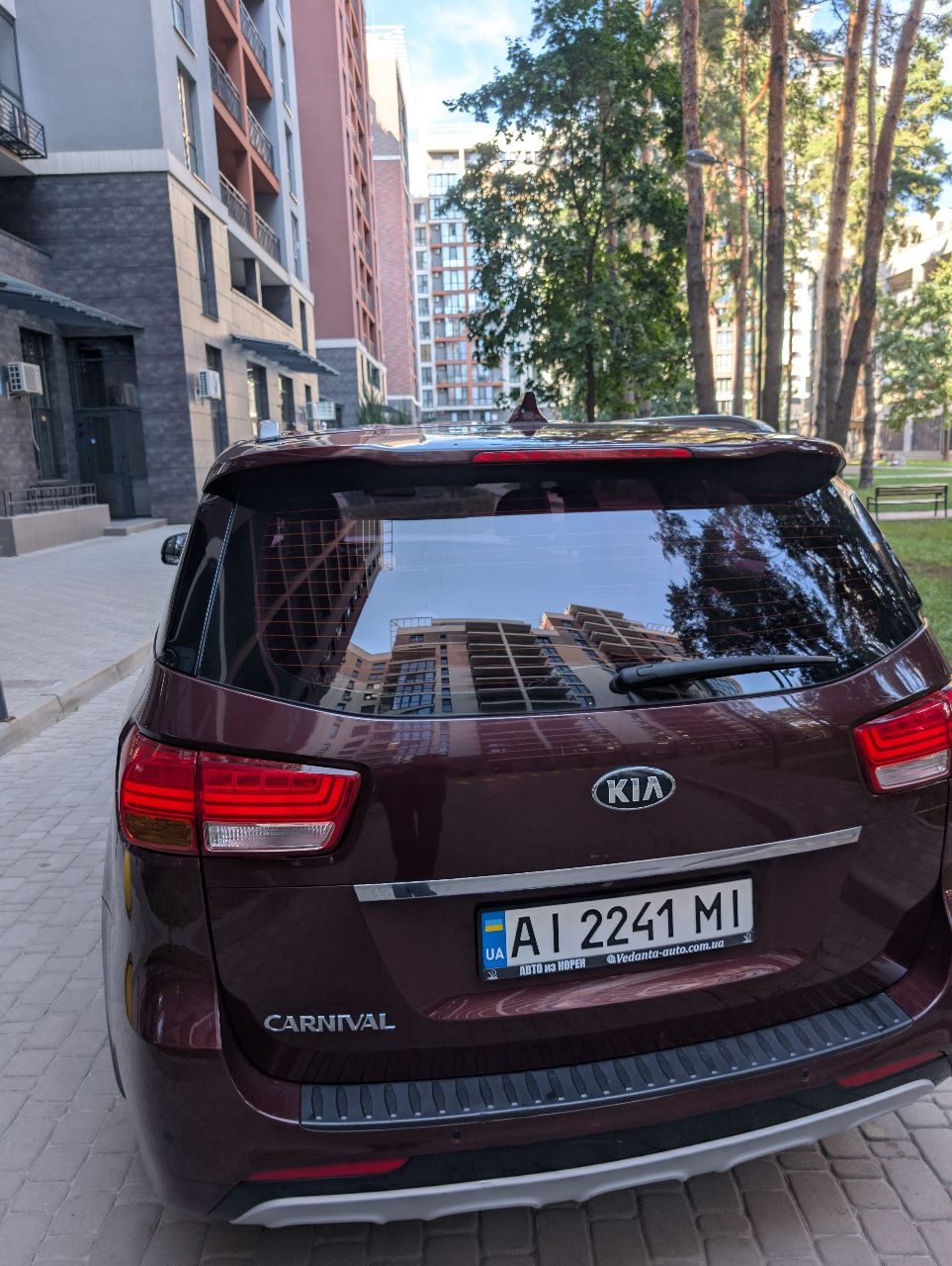 Kia Carnival - фото 15