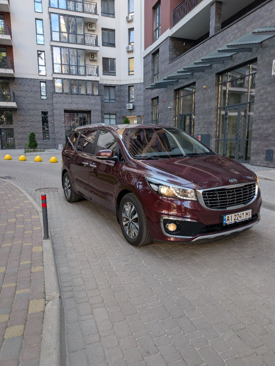 Kia Carnival - фото 5