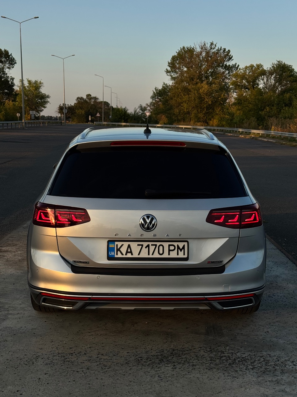 Volkswagen Passat - фото 9