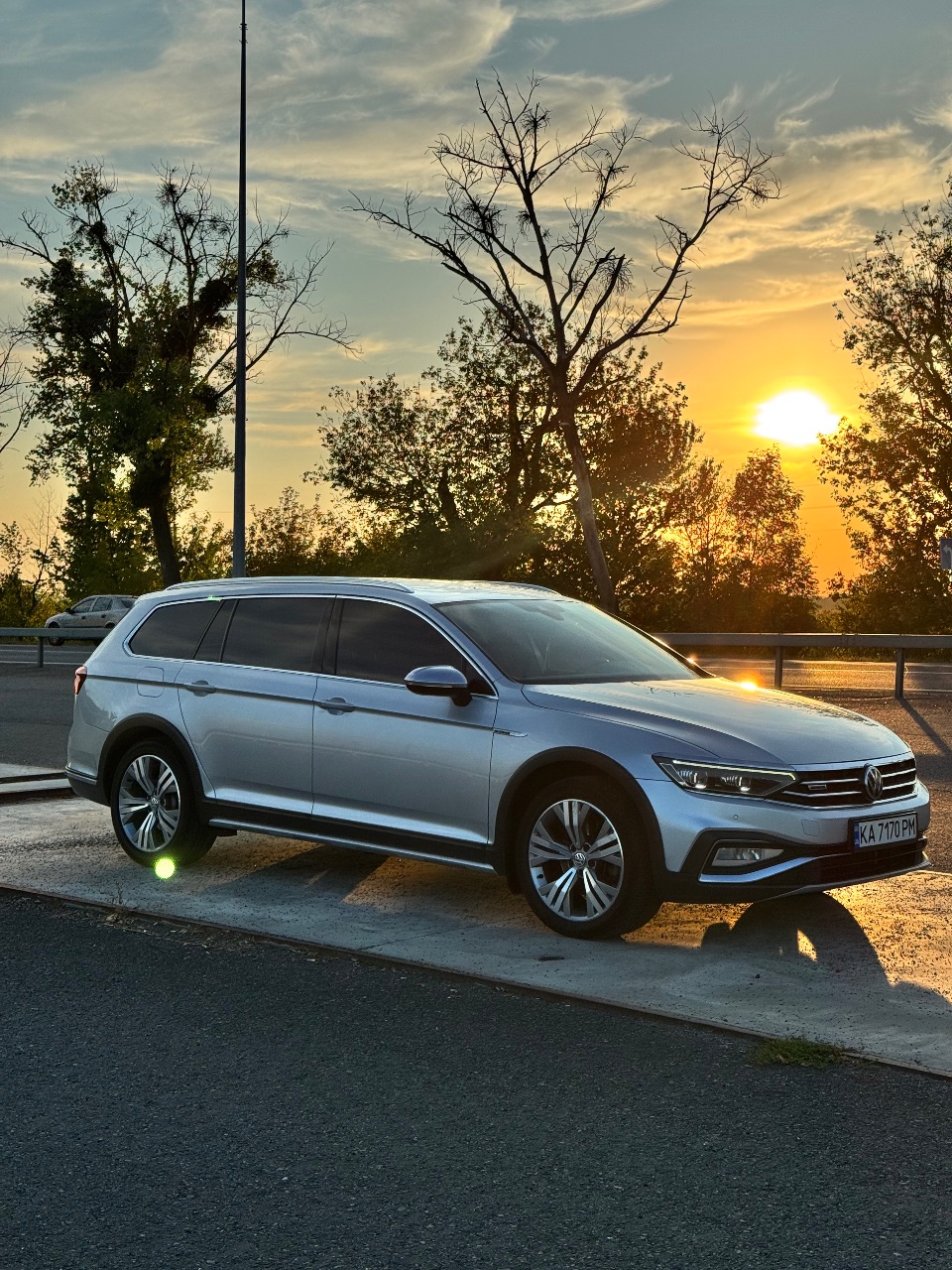 Volkswagen Passat - фото 5